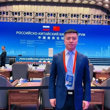 Председатель совета директоров российско-китайской B2B-платформы цифровой торговли QIFA Сунь Тяньшу